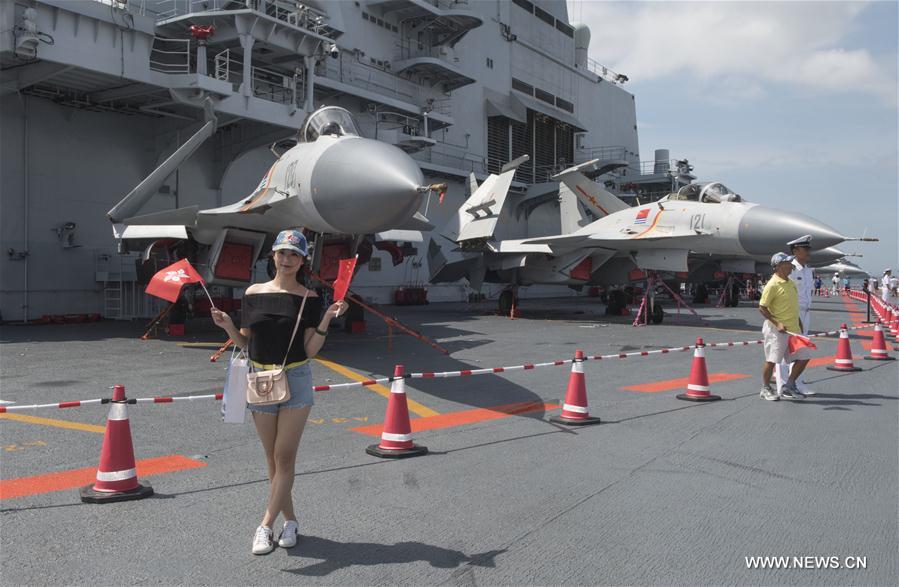 CHINA-HONG KONG-AIRCRAFT CARRIER LIAONING-PHOTO (CN)