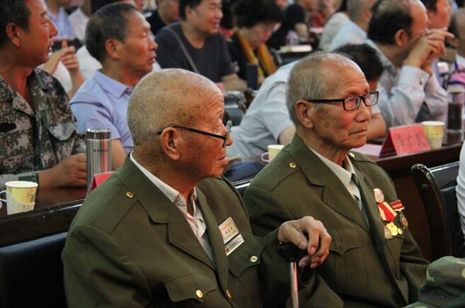 Veteran soldiers of the Eighth Route Army are invited to join the seminar.[Photo by Yuan Xiao /China.org.cn]