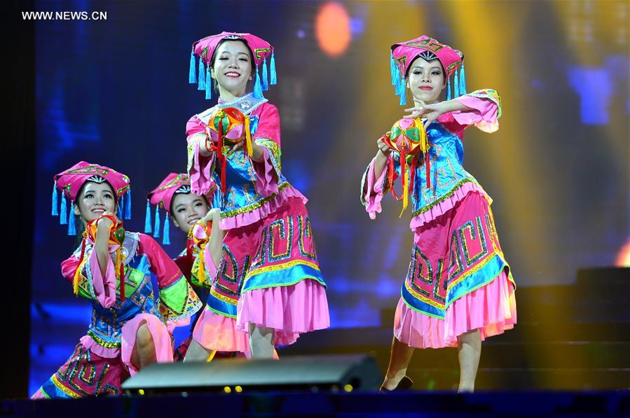 Actresses perform during a gala of the 19th Nanning international folk song art festival in Nanning, capital of south China&apos;s Guangxi Zhuang Autonomous Region, Sept. 12, 2017. (Xinhua/Li Xuanli)