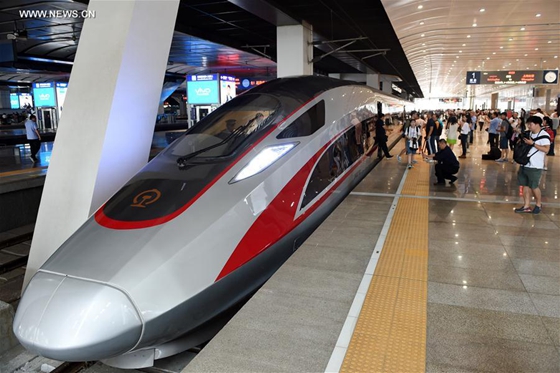 Photo taken on June 26, 2017 shows the China's new bullet train 'Fuxing' at Beijing South Railway Station in Beijing, capital of China. [Photo/Xinhua]