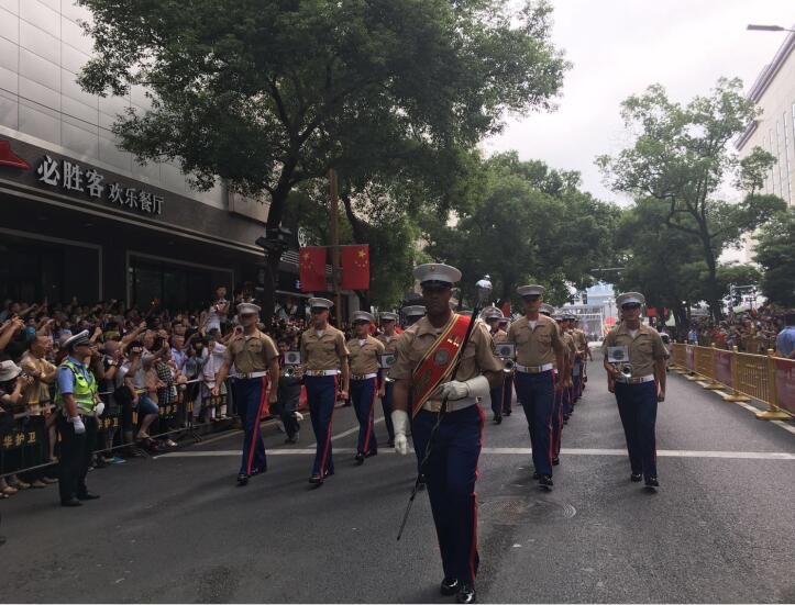 The 5th Nanchang International Military Tattoo opens on Sept.24, 2017, with the marching parade attracted nearly 300,000 attendees. More than 2,500 players from 11 international military bands and 10 domestic bands participated in the event. [Photo provided to China.org.cn]