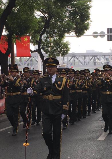 The 5th Nanchang International Military Tattoo opens on Sept.24, 2017, with the marching parade attracted nearly 300,000 attendees. More than 2,500 players from 11 international military bands and 10 domestic bands participated in the event. [Photo provided to China.org.cn]