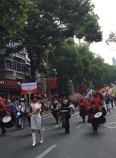 The 5th Nanchang International Military Tattoo opens on Sept.24, 2017, with the marching parade attracted nearly 300,000 attendees. More than 2,500 players from 11 international military bands and 10 domestic bands participated in the event. [Photo provided to China.org.cn]