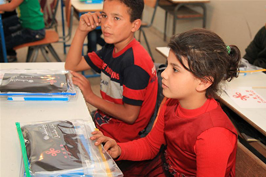 China provides educational supplies to Syrian refugees in Lebanon