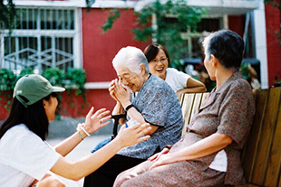 Beijing builds 7 regional senior care centers