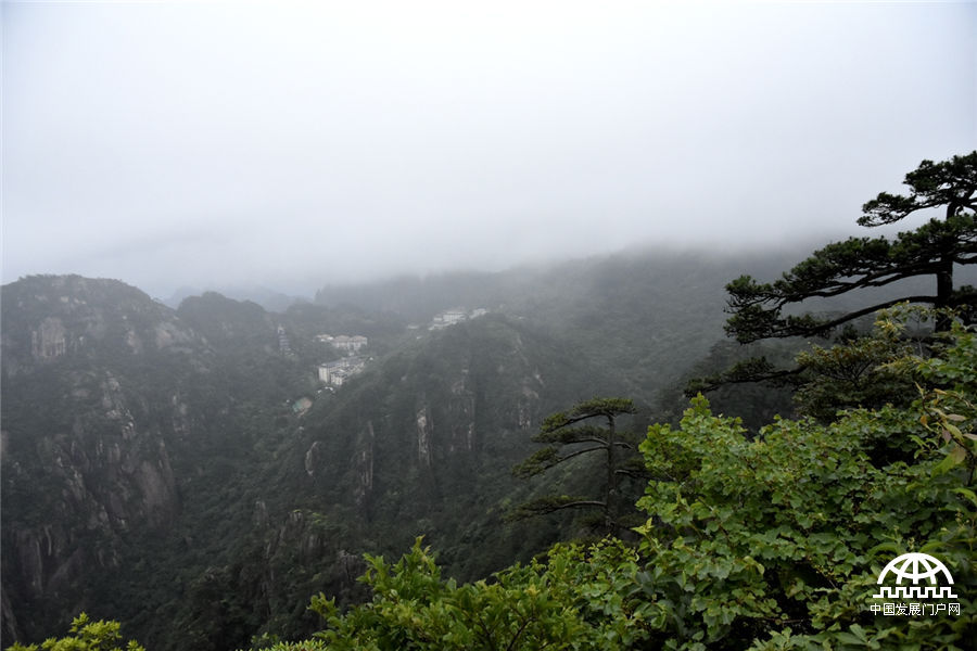 黄山云海天际流 天地皆风景