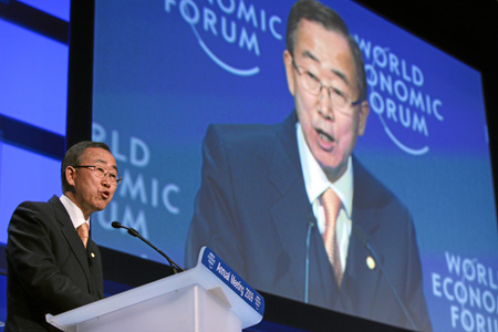 Ban Ki-moon, Secretary-General of United Nations, speaks during a session titled with 'The Global Compact: Creating Sustainable Markets' at the Annual Meeting 2009 of the World Economic Forum in Davos, Switzerland, on January 29, 2009. [Xinhua]