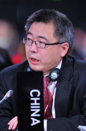 China's chief negotiator Su Wei launches a speech during the UN Climate Change Conference in Copenhagen, capital of Denmark, on December 19, 2009. 