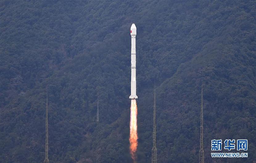 （新华直击）（3）我国成功发射第五颗新一代北斗导航卫星 