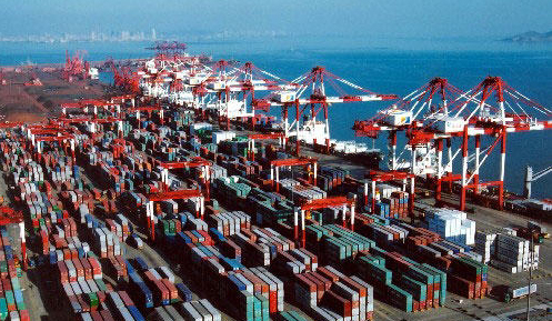 한국의 대중국 수출의 주요 항구인 중국이 상하이 항구 