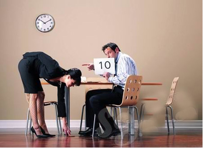 隐婚时代:隐婚男女不同 女因无奈<em>男</em>为寻欢--中