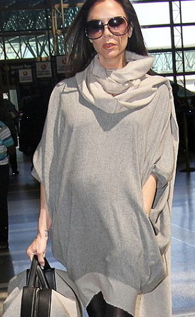 <em>辣妹维多利亚怀孕</em>六个月,全程穿高跟鞋现身机