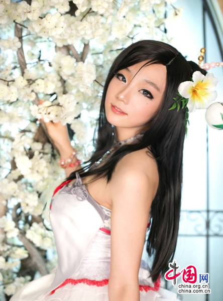 剑灵》中的绝世美女螺旋猫最新COS出炉_+中国网