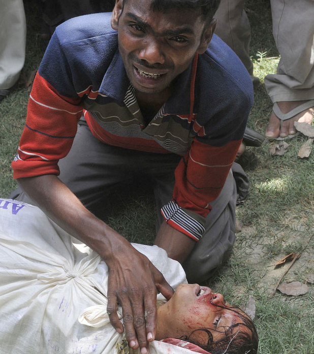 印度小学生集体食物中毒22人死亡