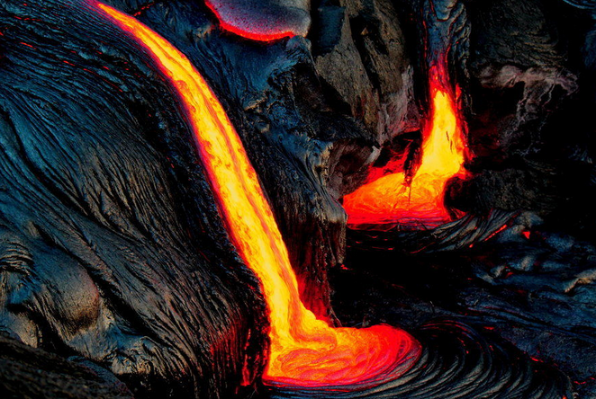 水火相会 美国夏威夷现岩浆入海