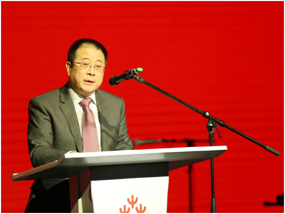 图为文化部外联局副局长朱琦致活动开幕辞