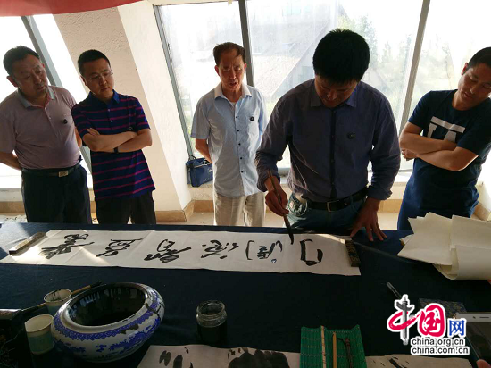 大庆市硬笔书法家协会开展采风创作交流活动 大庆市硬笔书法家协会开展采风创作交流活动