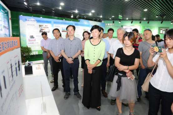 1499391909406091169.png 2.png