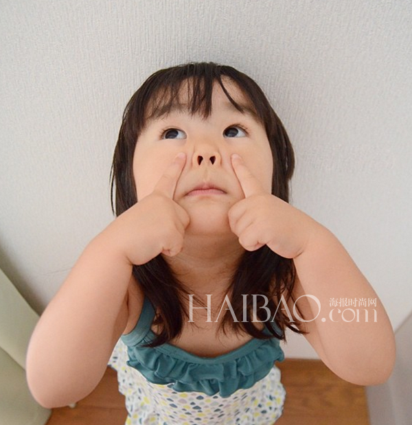 Выразительная мимика малышки Эйрис (Aries)