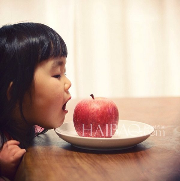 Выразительная мимика малышки Эйрис (Aries)