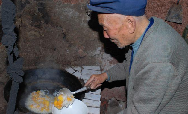 La cena de un viejo soldad chino 11