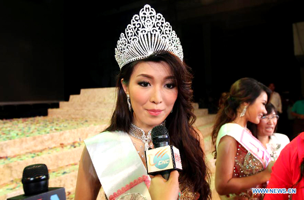 Moe Sab Wine coronada como Miss Universo Myanmar 4