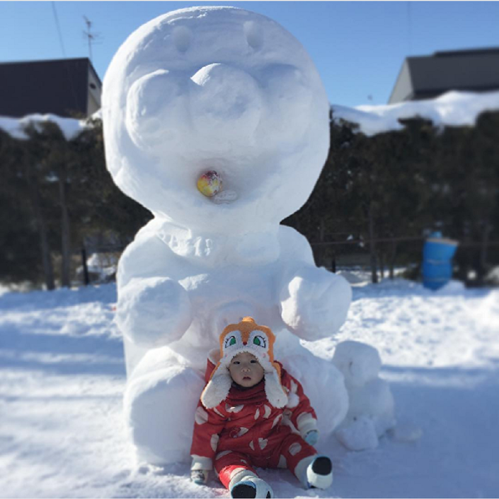 Singulares figuras de muñeco de nieve en Japón4