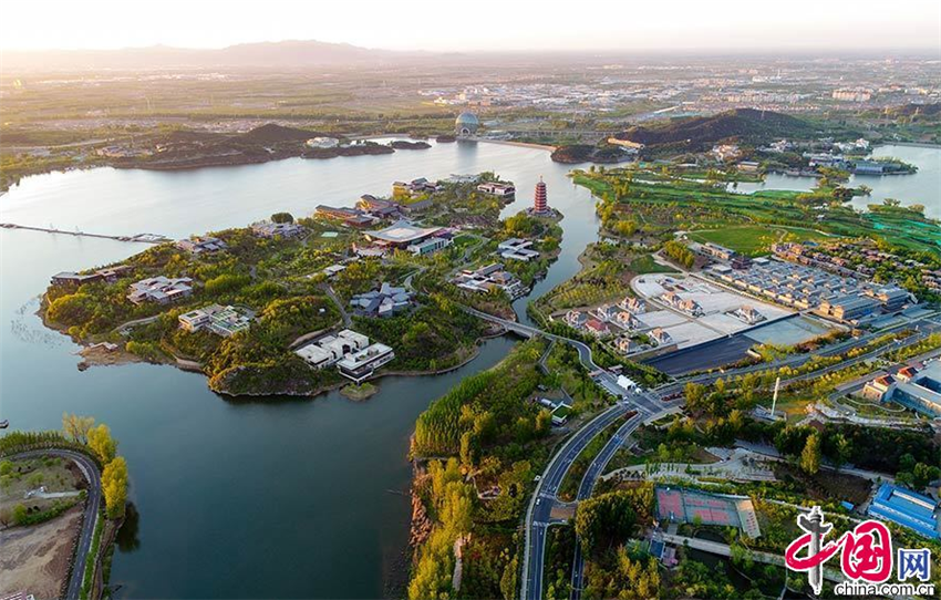 10 fotos para conocer el Centro de Conferencia Internacional de Lago de Yanxi