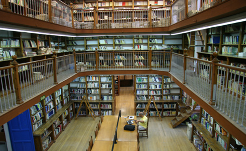 Éstas son las 10 bibliotecas universitarias en las que más se liga