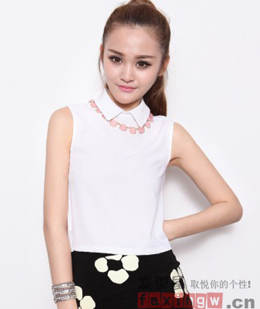 女生夏季清凉中长发<em>发型扎法</em> 化身清爽夏日公