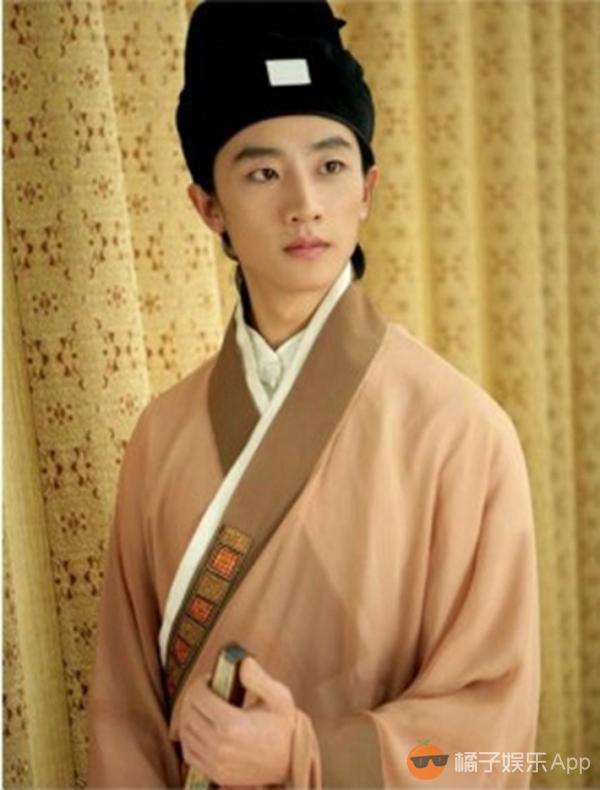 5年前杨幂赵丽颖杨洋黄轩竟演过同一部戏！而且还被吐槽为雷剧！