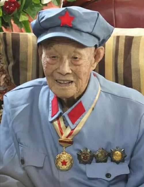 最年长老红军之一彭焕生去世享年107岁