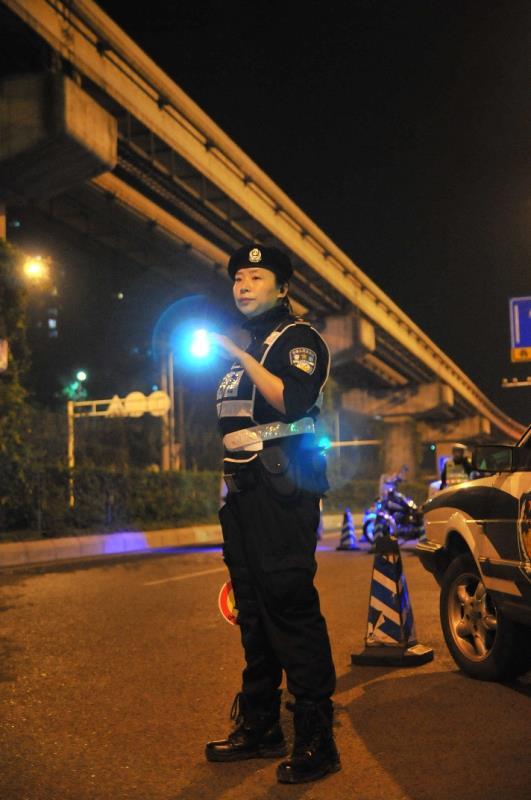 重庆特警张平蓉：警营“铿锵玫瑰”