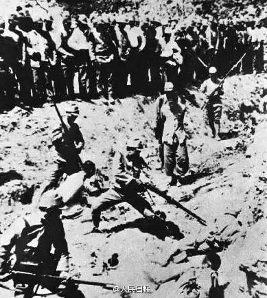 有些人忘了，我们不能忘！今天，请为死难同胞默哀！