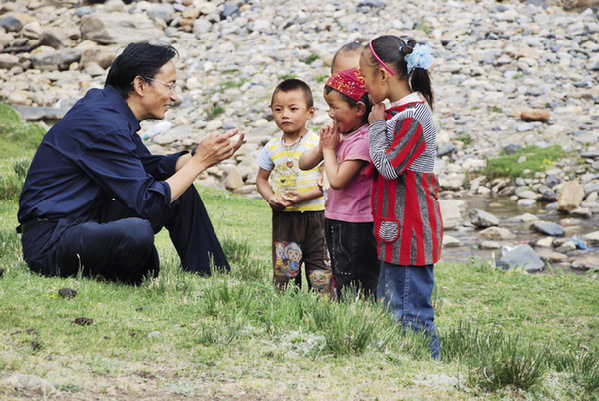 Le tourisme stimule le développement économique du Tibet