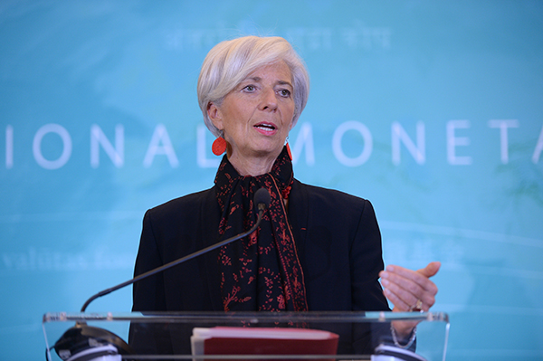 美国东部时间11月30日，国际货币基金组织总裁拉加德宣布，将人民币纳入“特别提款权”篮子。