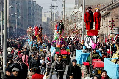 宝鸡社火迎元宵[组图]