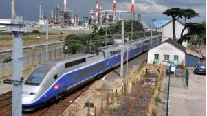 俄媒:法国铁路公司竞标参建 莫斯科-圣彼得堡 