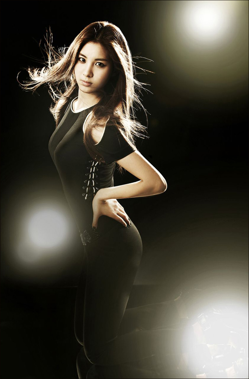 <em>少女时代</em>《<em>OH</em>》后续黑衣个人<em>造型</em> 抢先看(高