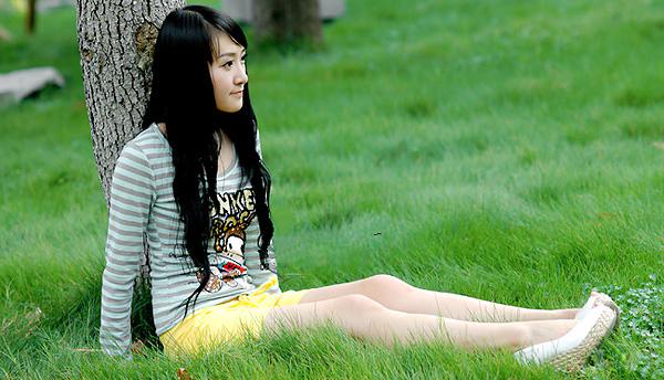 <em>非主流</em>小<em>美女</em>的魅力写真 卢洁云 (2)_中国网