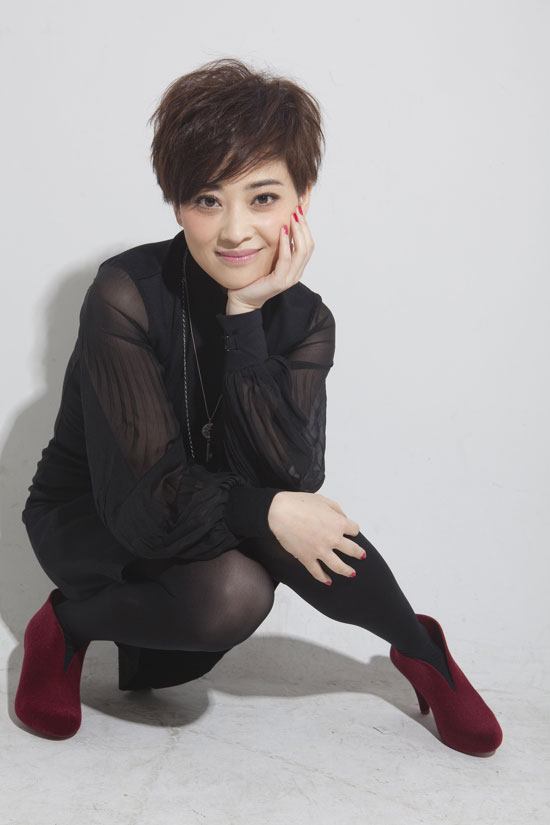 组图:梅婷 我爱桃花 归故里 演绎纠结戏中戏_中