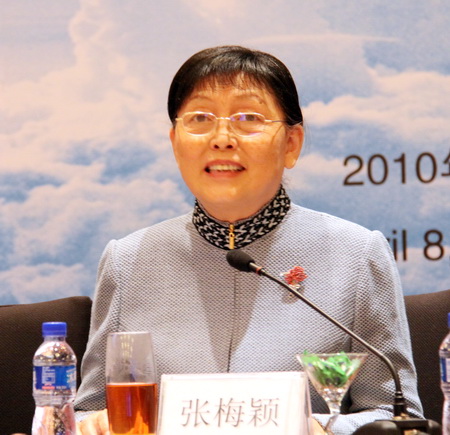 全国政协副主席张梅颖在全球气候变化与中国水