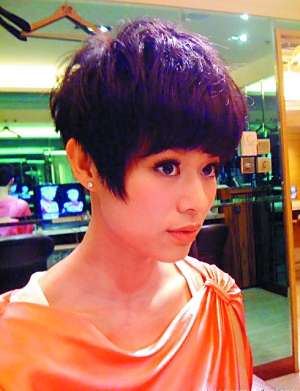 如何成为明星大粉 964965834235165463.jpg