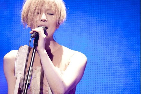 东京事变乐队为小田切让的《热海<em>搜查官</em>》唱主