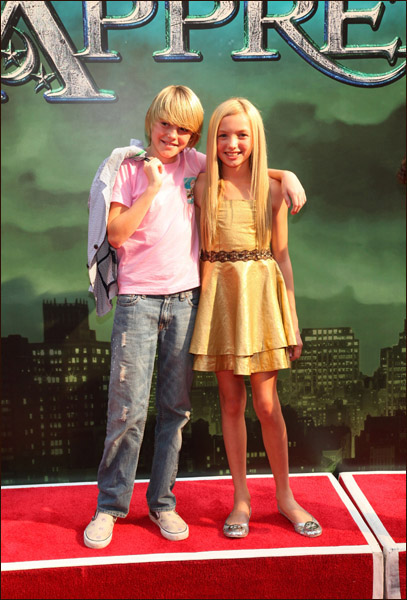 魔法师的徒弟免费看 6914883157714974682.jpg