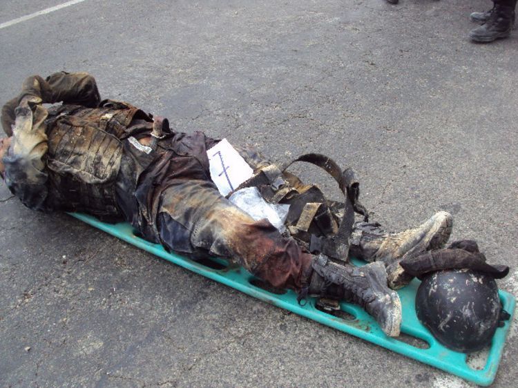 <em>墨西哥</em>缉毒警察遭毒贩伏击惨烈现场_中国网