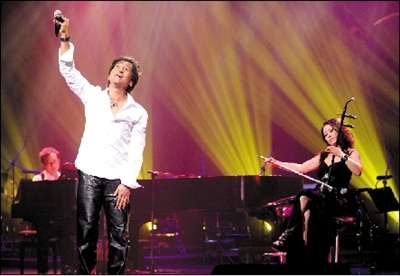 朋友齐秦曲谱_齐秦年轻照片(3)