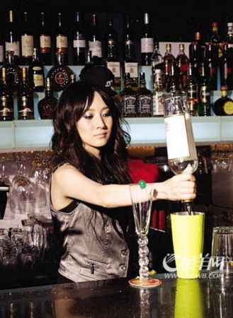 调酒师培训学校_调酒师收入