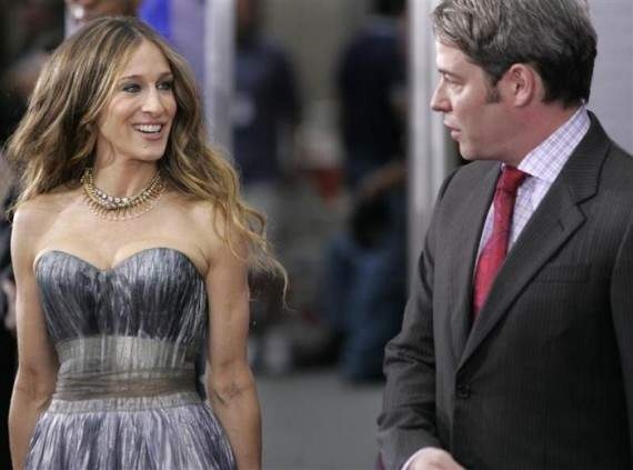 艺人经纪收入榜_韩国收入最多的艺人(2)