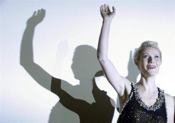 克里斯·埃文斯_克里斯有90美元收入(3)